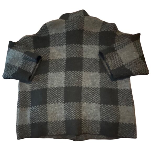 Tahari  Buffalo Plaid 3/4th Sleeve Jacket M Black & Gray wool Blend Sweater - Picture 7 of 7